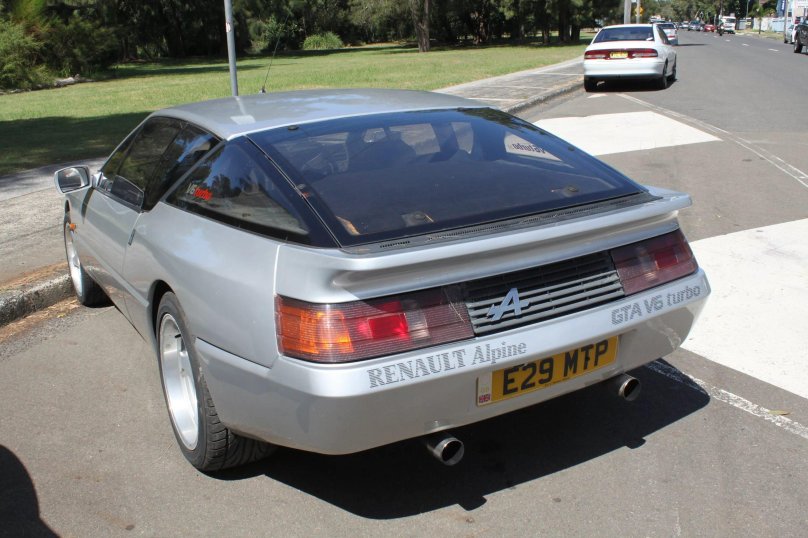 Рено Альпина ГТА