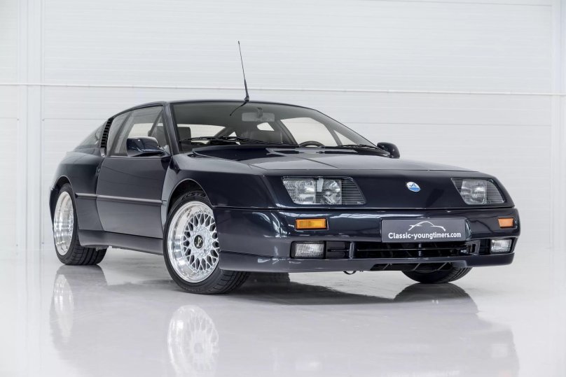 Renault Alpine a310 v6