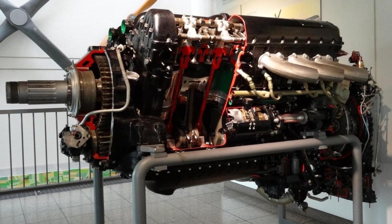 Двигатель Rolls-Royce Merlin