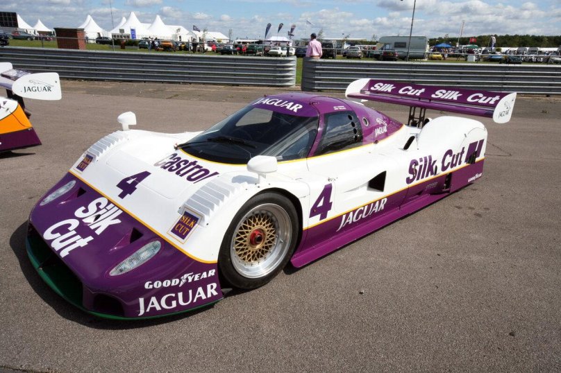 Jaguar XJR-11