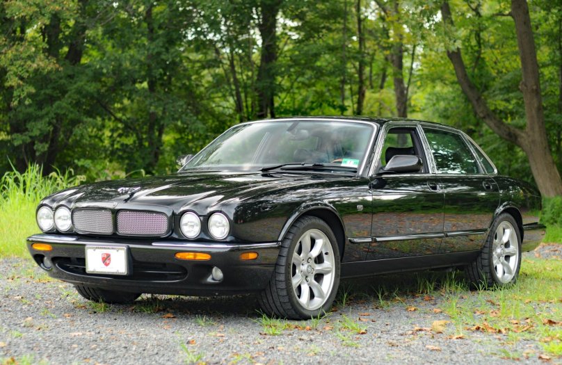 Jaguar XJR 2001