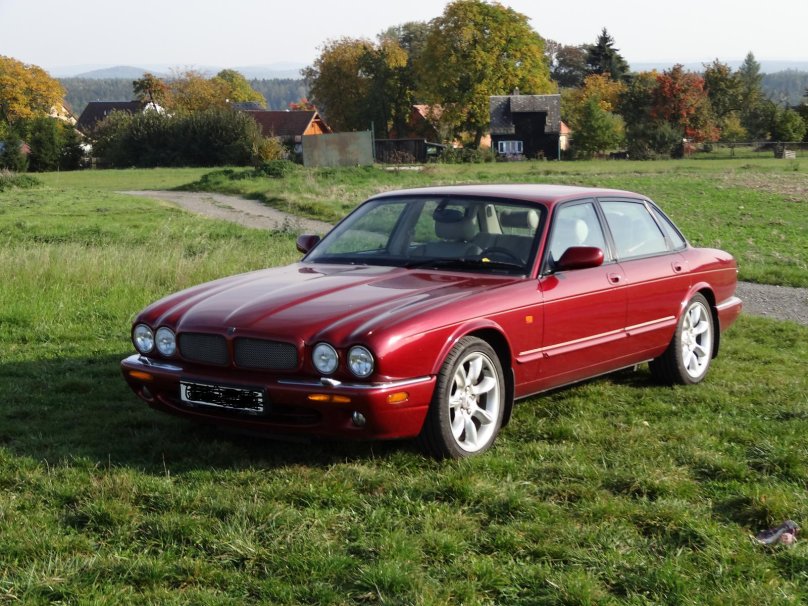 Jaguar XJ x308