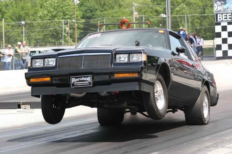 Buick Regal 1987 Racing