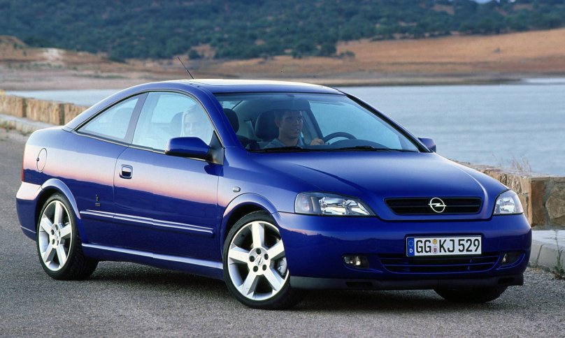 Опель Астра купе 2000