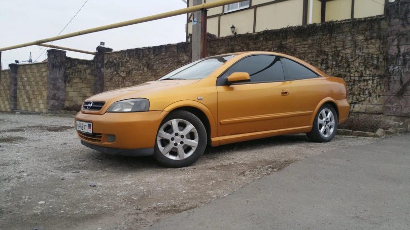 Opel Astra Bertone