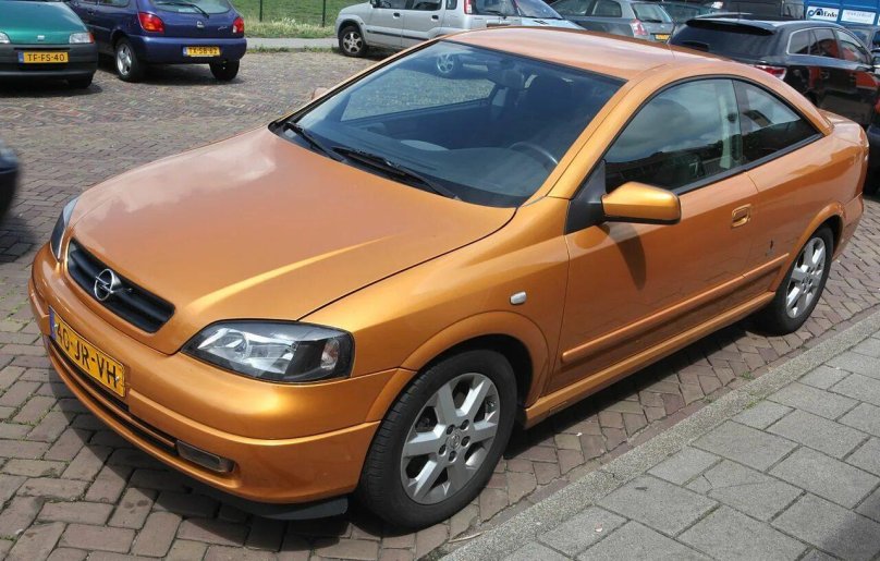 Opel Astra Bertone