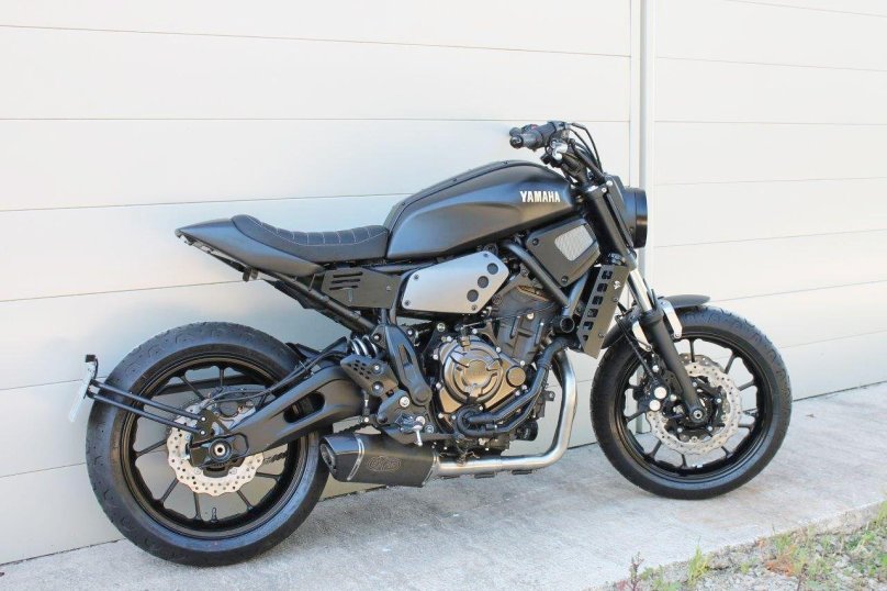 Ямаха xsr700
