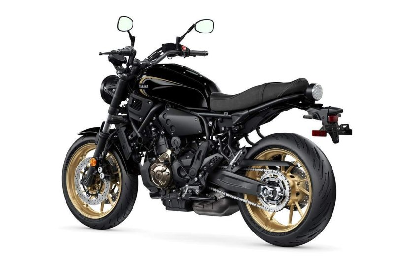Yamaha xsr900 2023