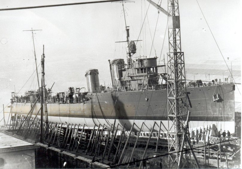 Эсминец острый