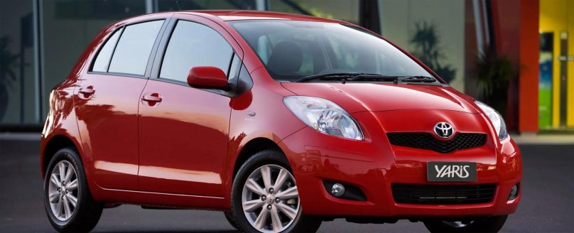 Тойота хэтчбек с круглыми фарами