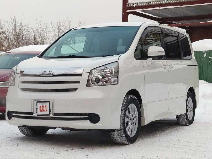 Тойота Ноах 2007