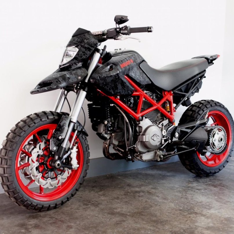 Ducati Hypermotard эндуро