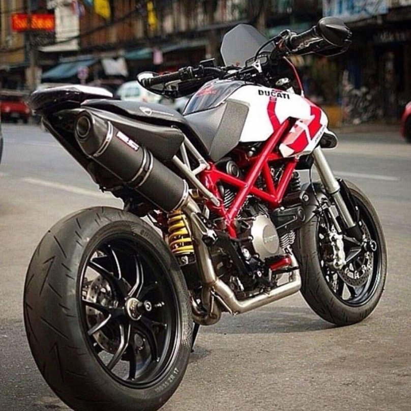 Ducati Hypermotard