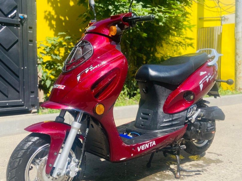 Скутер Вента 50