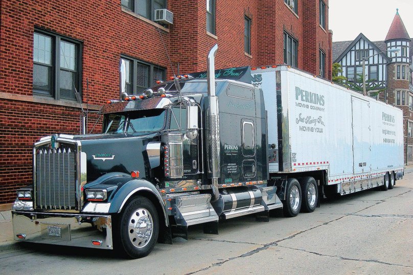 Грузовик Кенворт w900