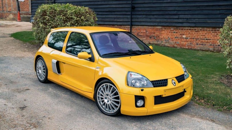 Renault Clio v6 Rally