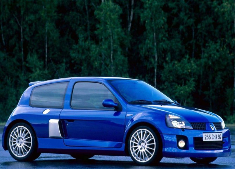 Renault Clio v6 2003