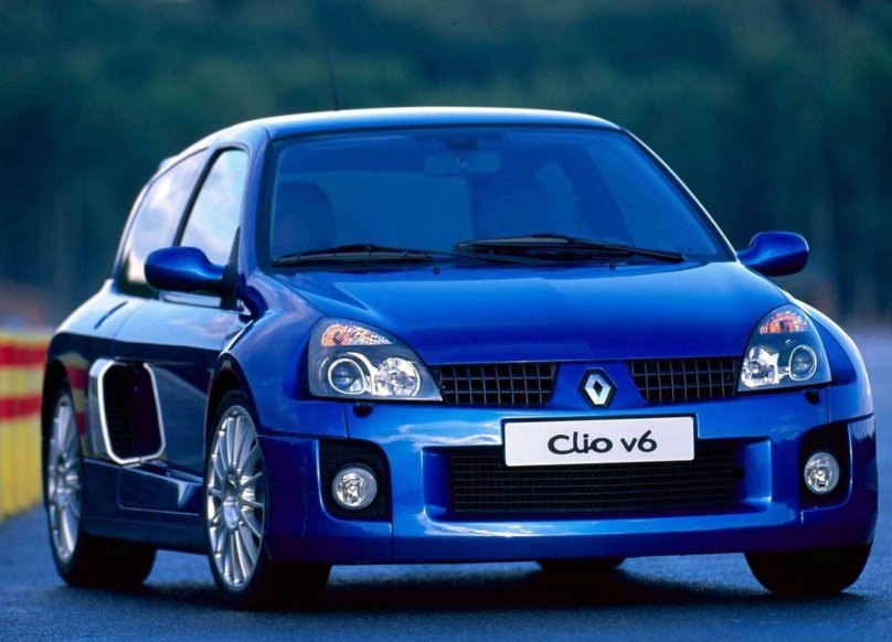 Renault Clio v6 2003