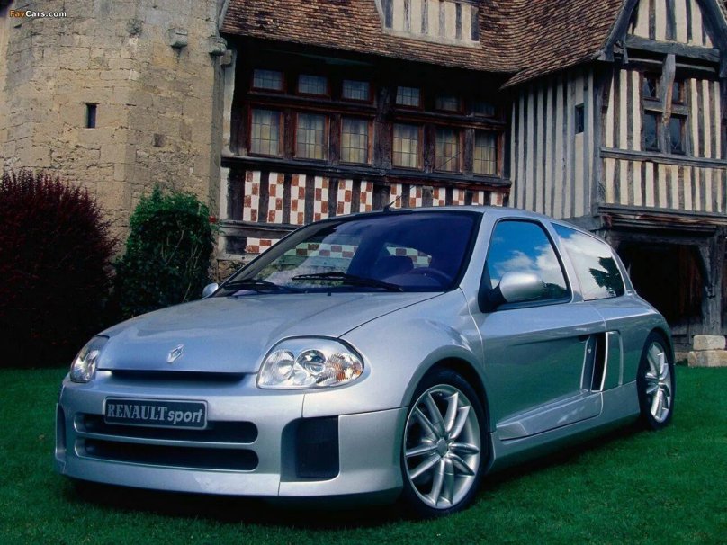 Renault Clio v6 2003