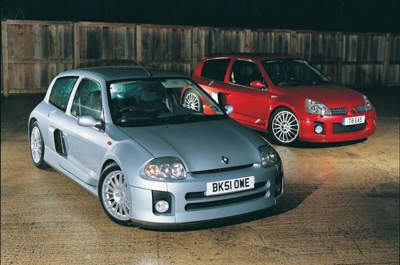 Renault Clio v6 2005