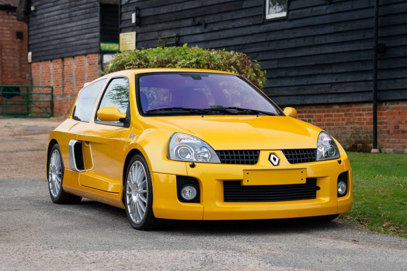 Renault Clio v6 2005