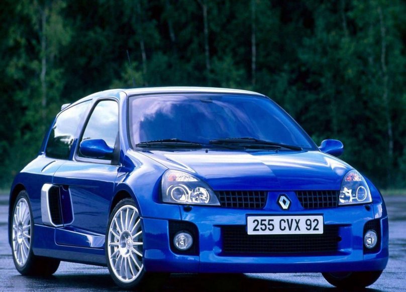 Renault Clio v6 2003