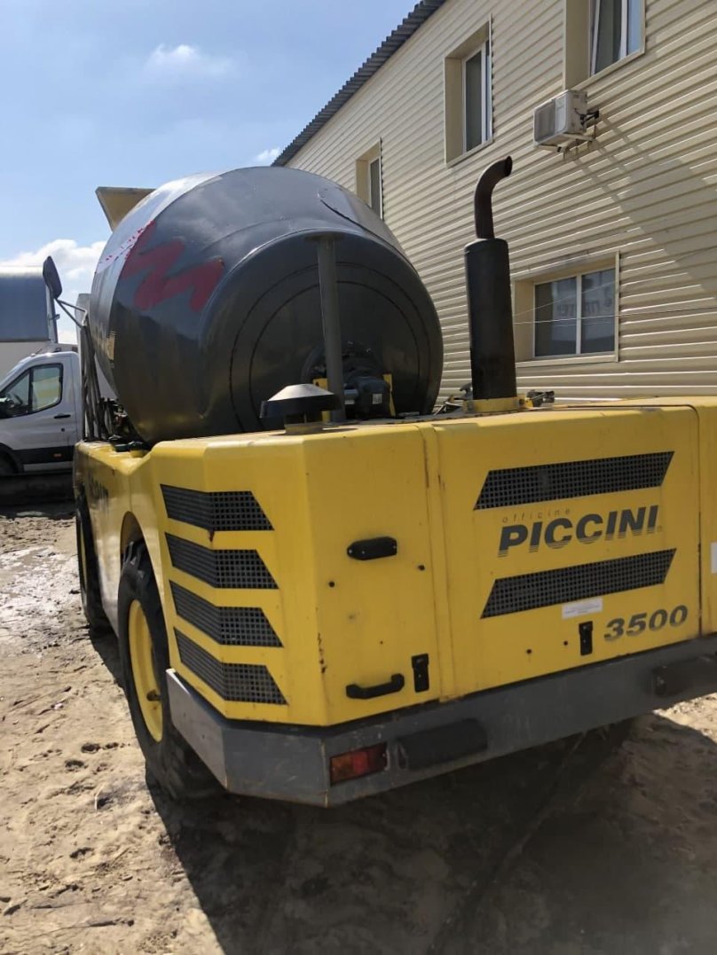 Исузу д Макс бетономешалка Скаут 3500