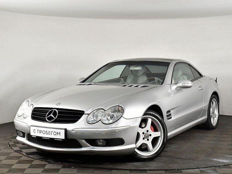 Мерседес серебристый