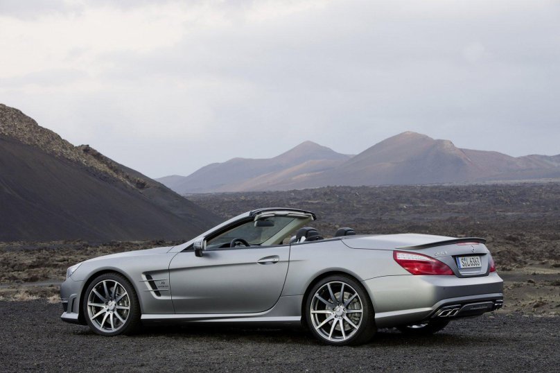 Mercedes Benz SL 63 AMG