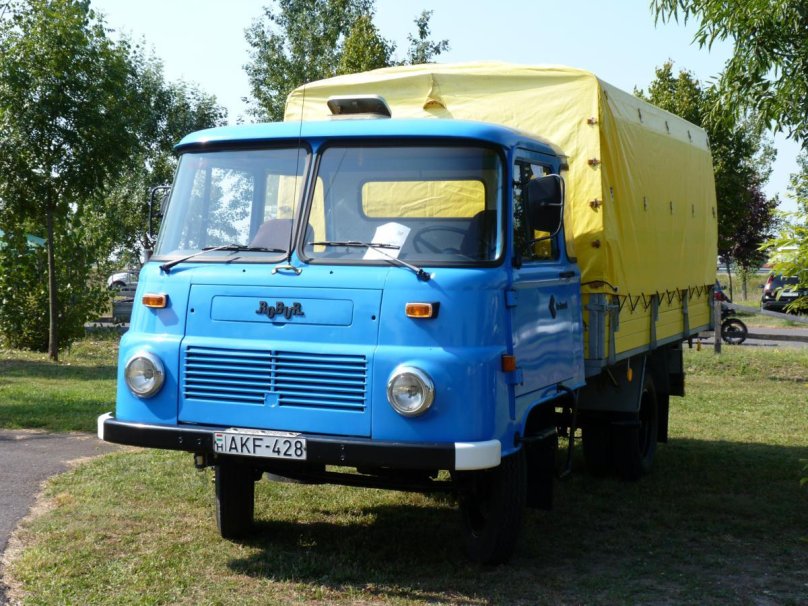 Робур 3000 грузовик