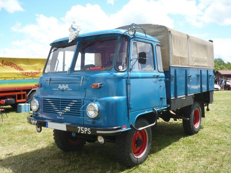 Грузовик ИФА Робур