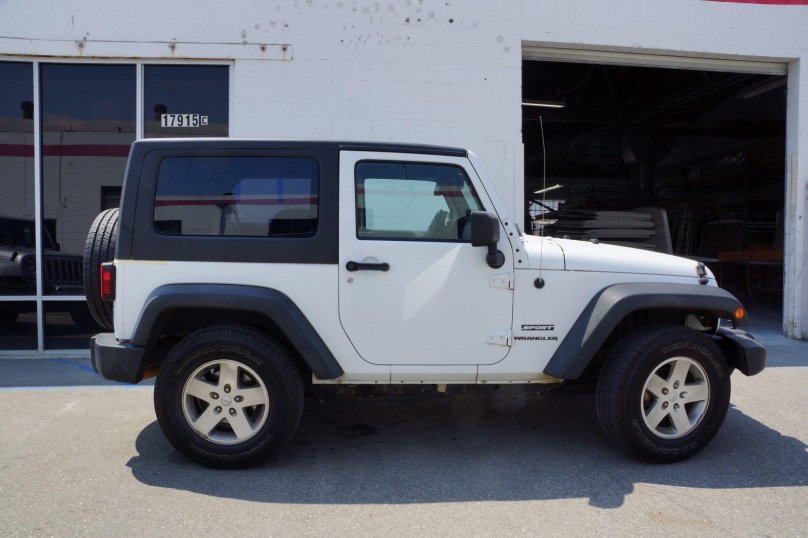 Jeep Wrangler 2 Door Hardtop