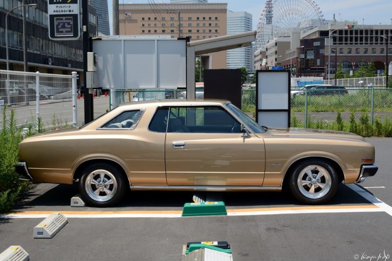 Toyota Crown хардтоп