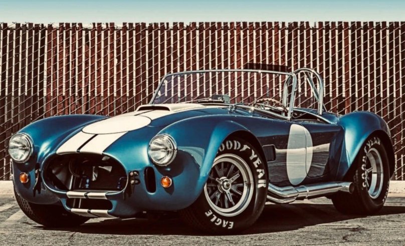 Машина Shelby Cobra 427