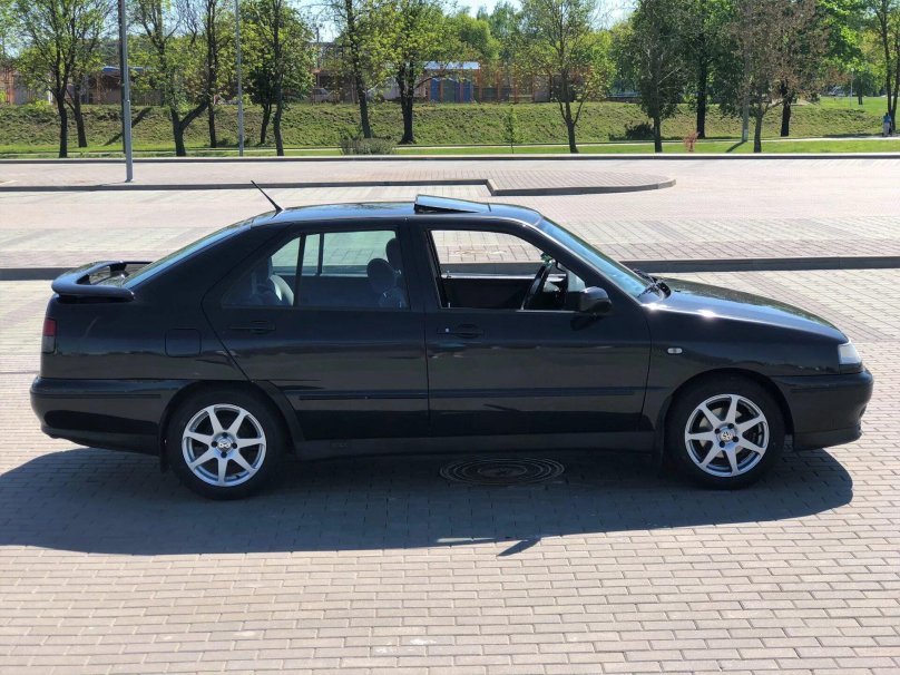 Сеат Толедо 1