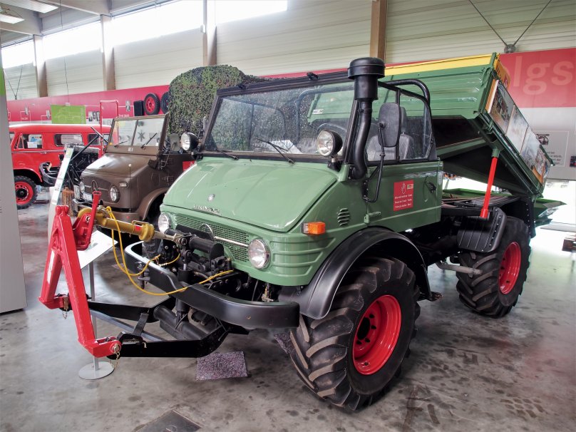 Unimog 406 Doca