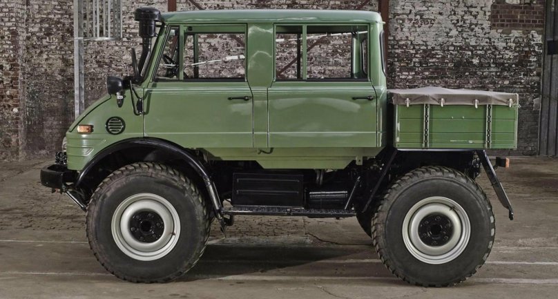 Мерседес Унимог 2014