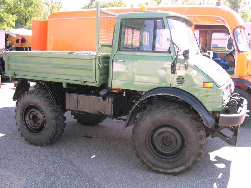 Unimog 421