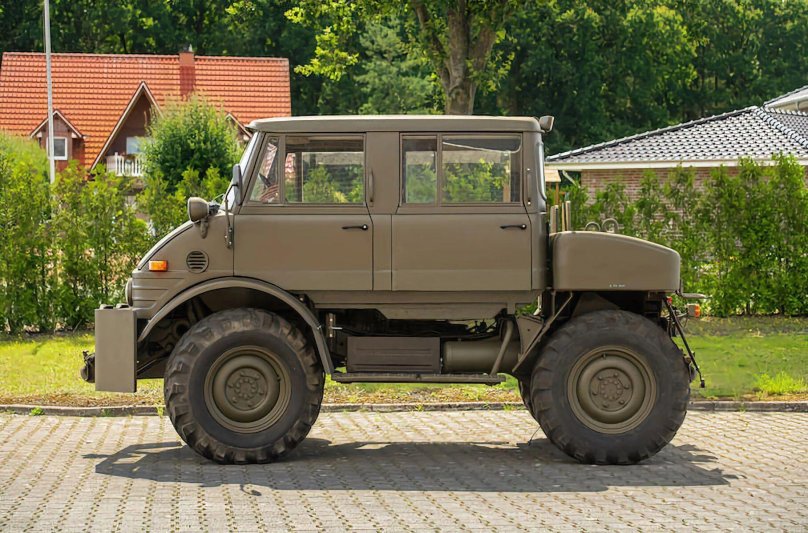 Unimog Mercedes-Benz