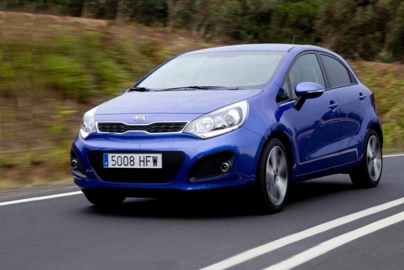 Киа Рио 2011 хэтчбек