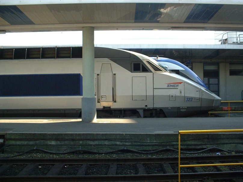 TGV Atlantique внутри зона для детей