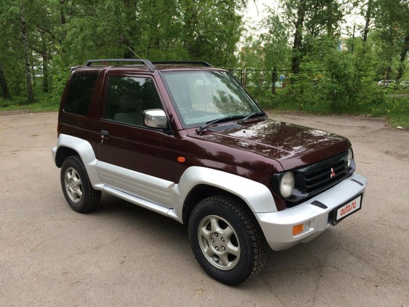 Mitsubishi Pajero Джуниор