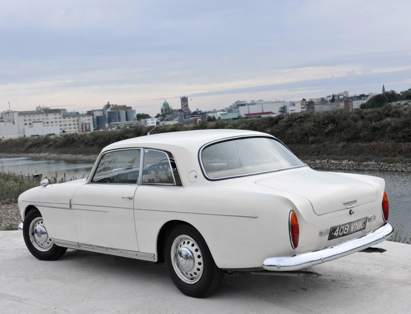Bristol 408 v8