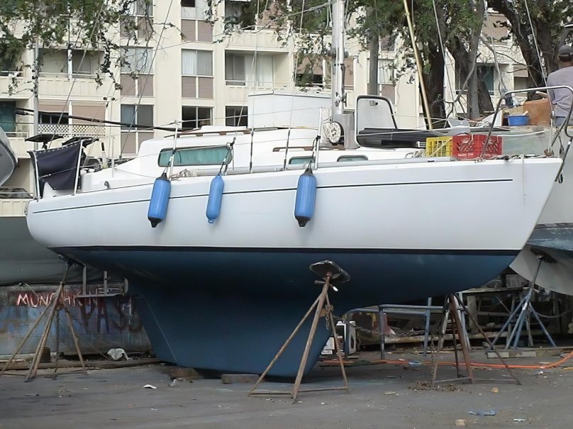 Яхта Альбин Вега 27