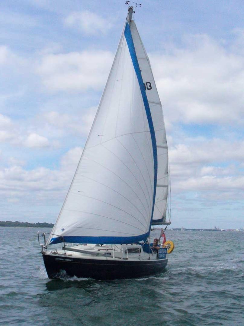 Парусная яхта Albin Vega 27