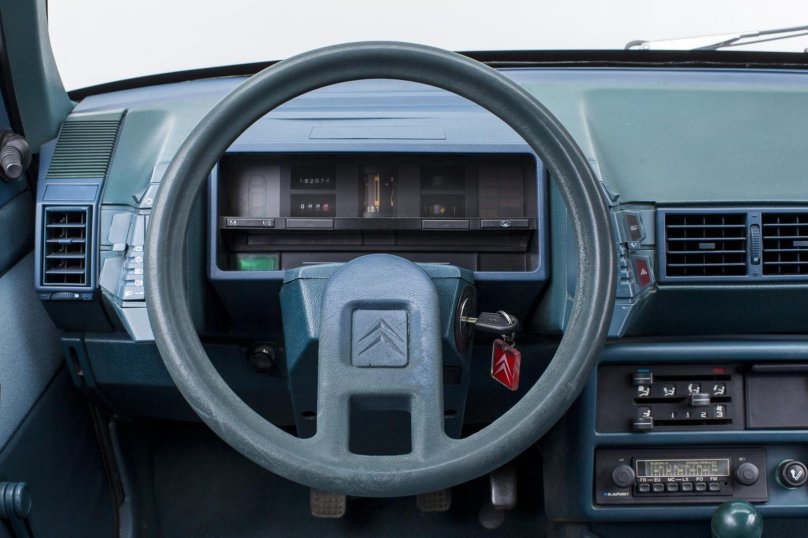 Citroen BX приборная панель