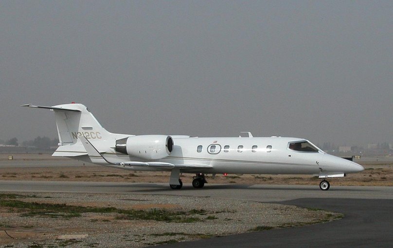 Learjet 28