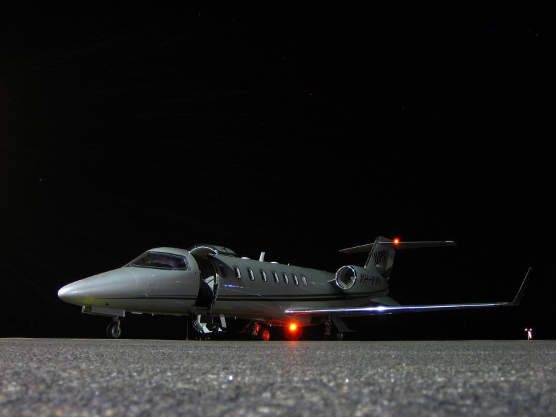 Learjet 23