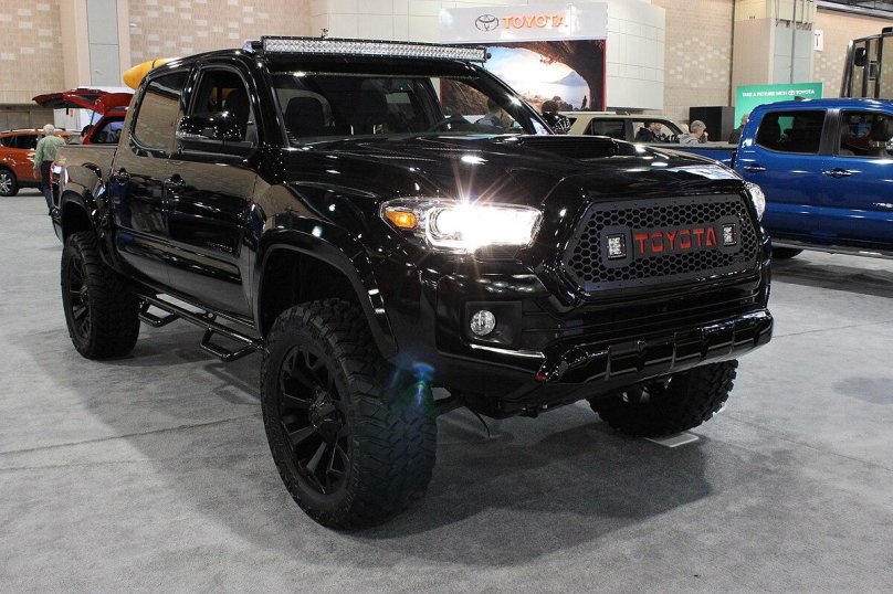 Toyota Tacoma Black