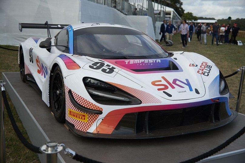 MCLAREN 720s gt3 EVO
